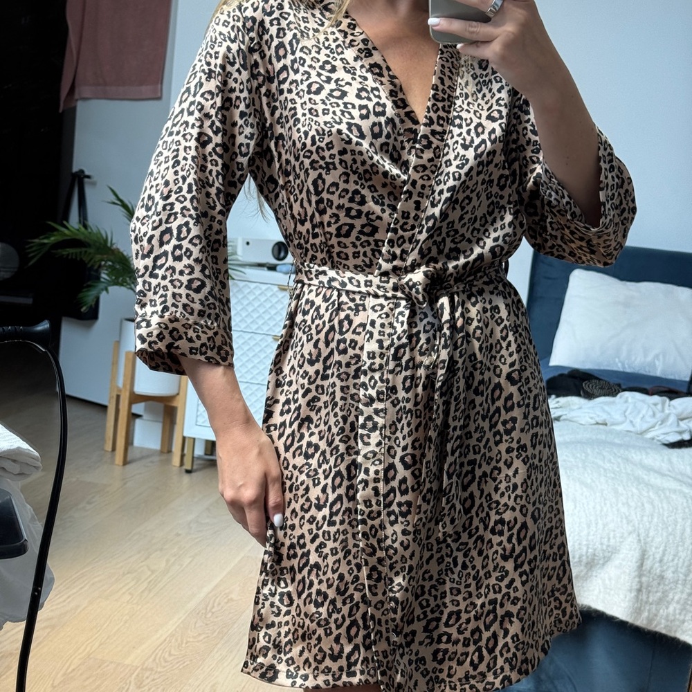 Leopard Print Kimono Robe